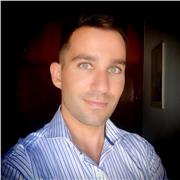 Profesor de diversas materias relacionadas con la nutrición: nutrición normal, en patologías, deporte y alimentos.